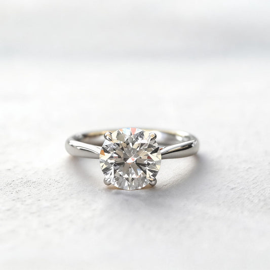 Round Solitaire Four Claw Plain Band