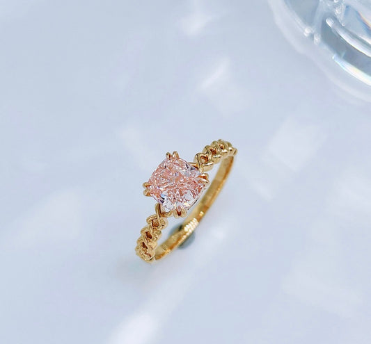 Cushion Cut Fancy Pink Lab Grown Diamond Chain Link Band Solitaire Ring | 18K Gold