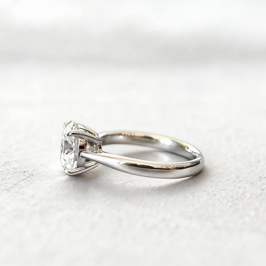 Round Solitaire Four Claw Plain Band