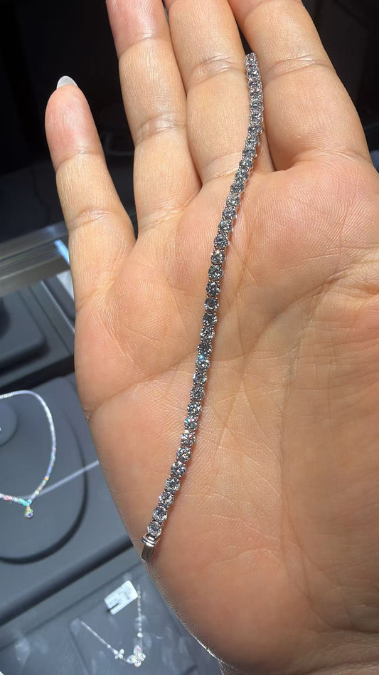 A link for ari to pay tennis bracelet