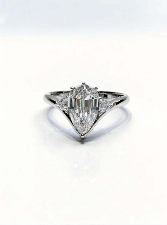 Pear Shape Lab Grown Diamond Engagement Ring | 18K Gold| Three Stone V Shaped Solitaire Wedding Ring for Women