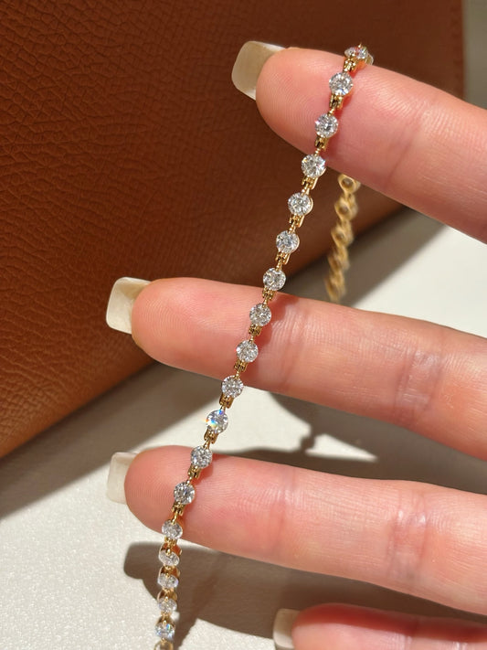 Round Brilliant Lab Grown Diamond Full Eternity Tennis Bracelet | 18K Gold