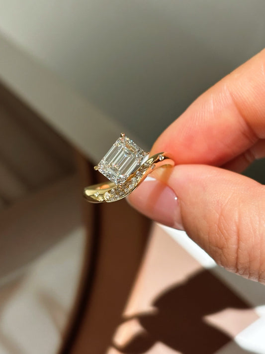 Emerald-Cut Lab-Grown Diamond Engagement Ring | PavƩ Twist Band | 18K Gold