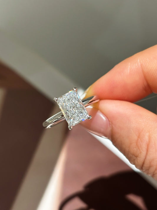 2ct Radiant-Cut Lab-Grown Diamond Solitaire Engagement Ring | Platinum