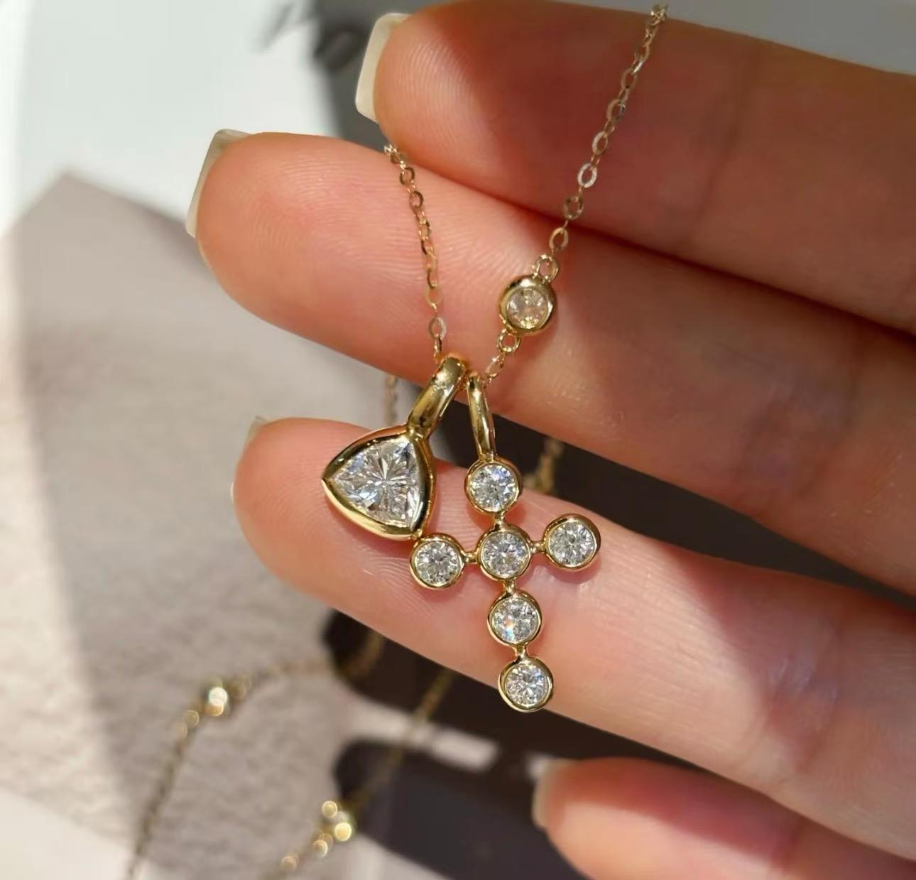 A link for Amber to pay bracelet and 2 necklace