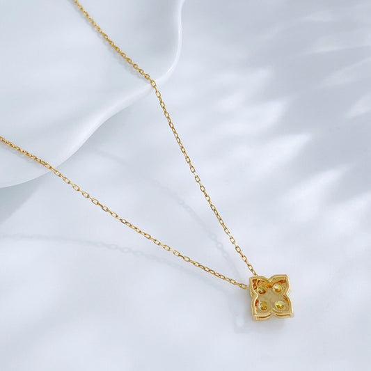 Four-Leaf Clover Lab Grown Yellow Diamond Pendant Necklace | 18K Solid Gold