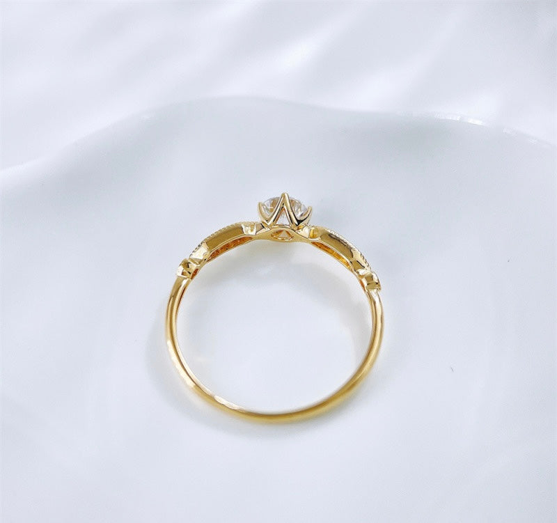 Round Diamond Milgrain Vintage Everyday Stacking Ring | 18K Gold