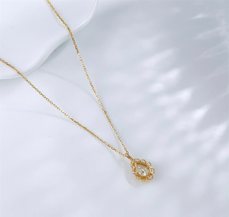 Vintage Filigree Pear Shape Lab Grown Diamond Solitaire Necklace | 18K Gold