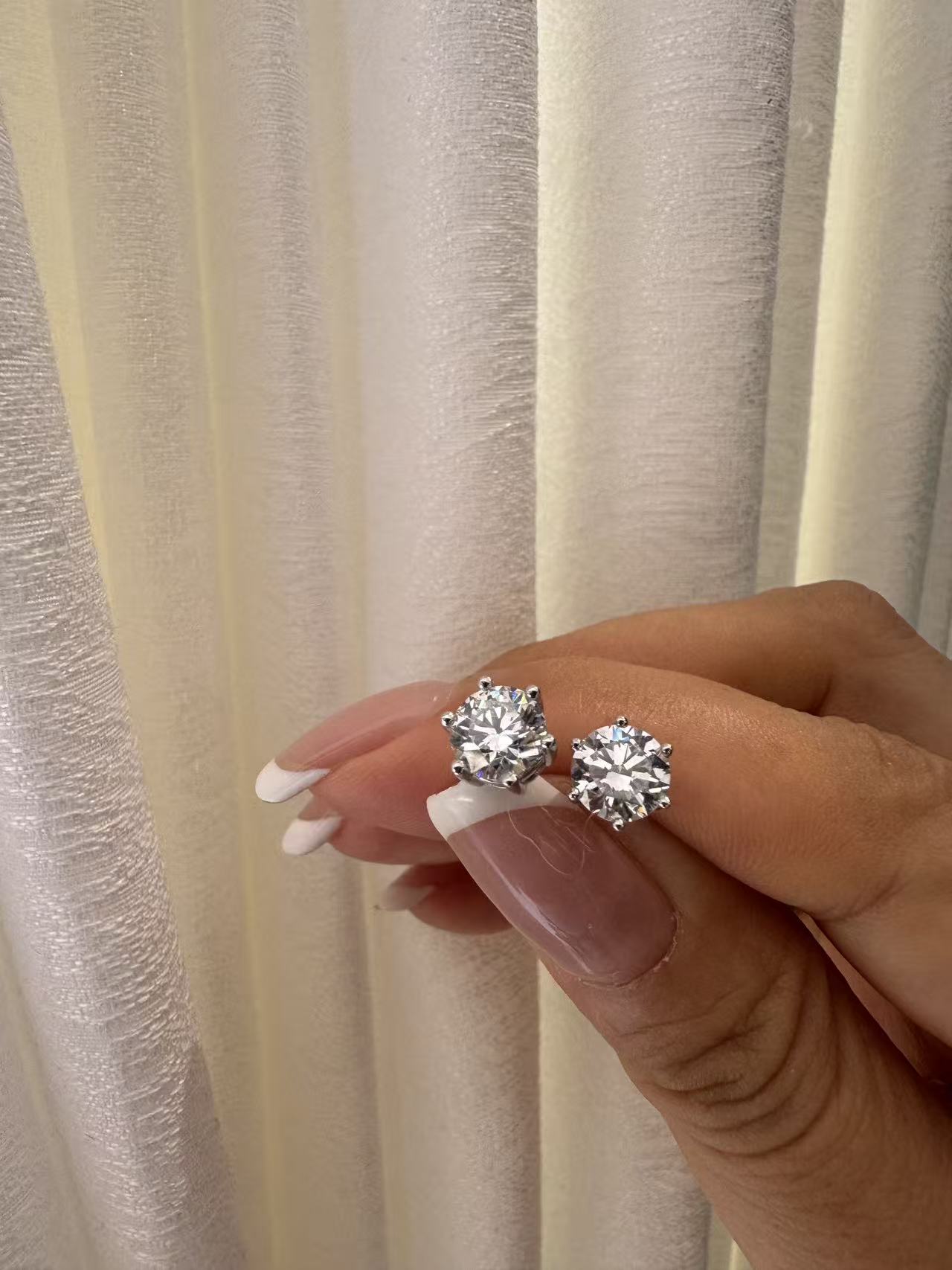 A link for Barbara to pay earrings