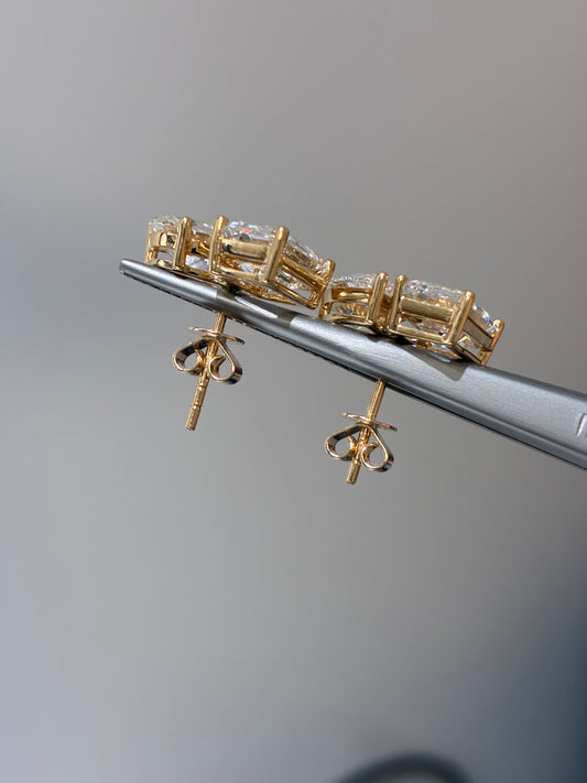 Two‑Stone Lab‑Grown Diamond Earrings | 18K Yellow Gold