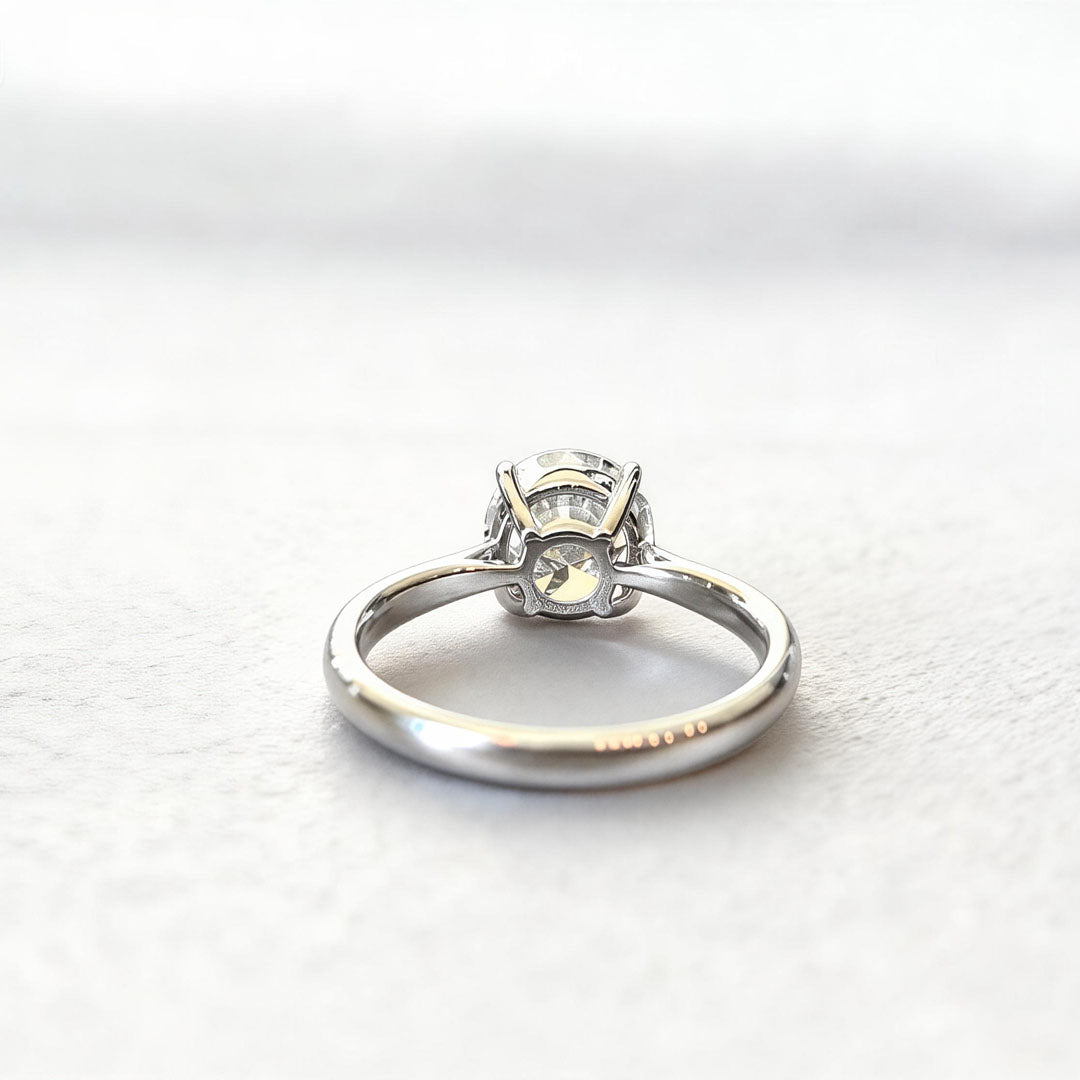Round Solitaire Four Claw Plain Band