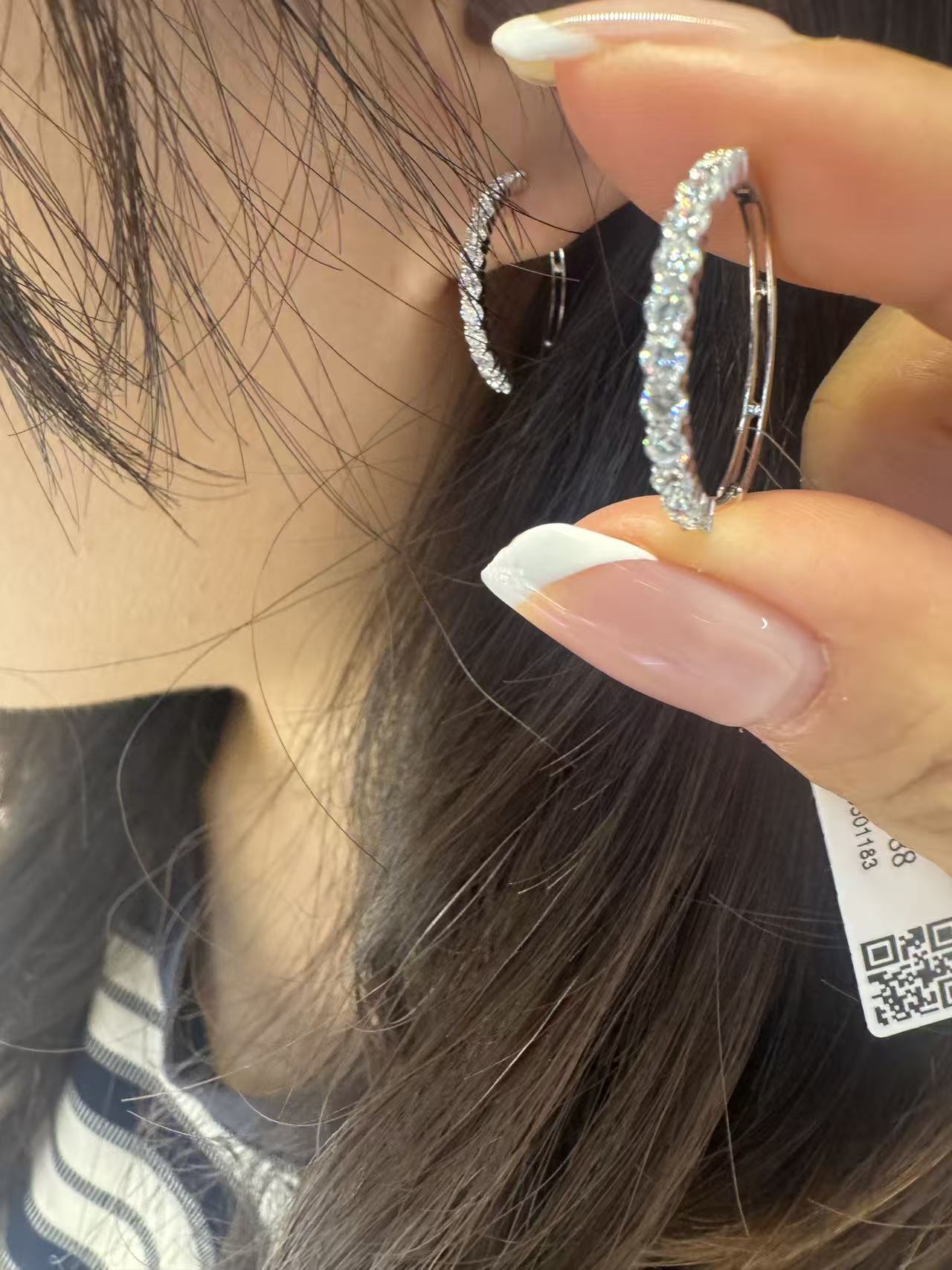 A link for Neela to pay earrings