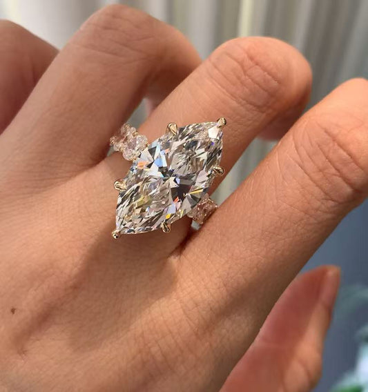 A link for Aliyah to pay for 10 carat diamond ring