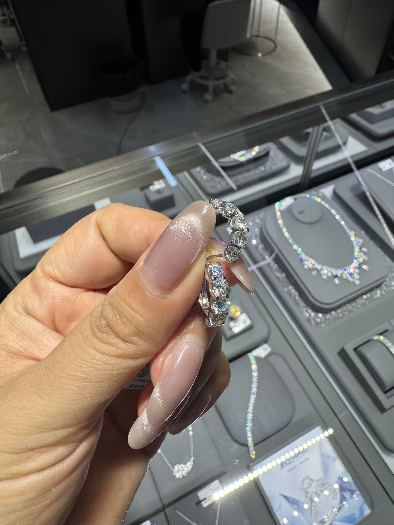 A link for Dani to pay earring