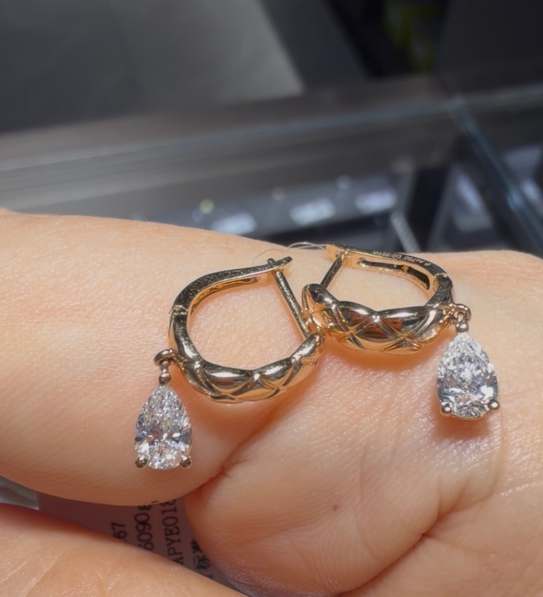 A link for mcc to pay pandent+earrings