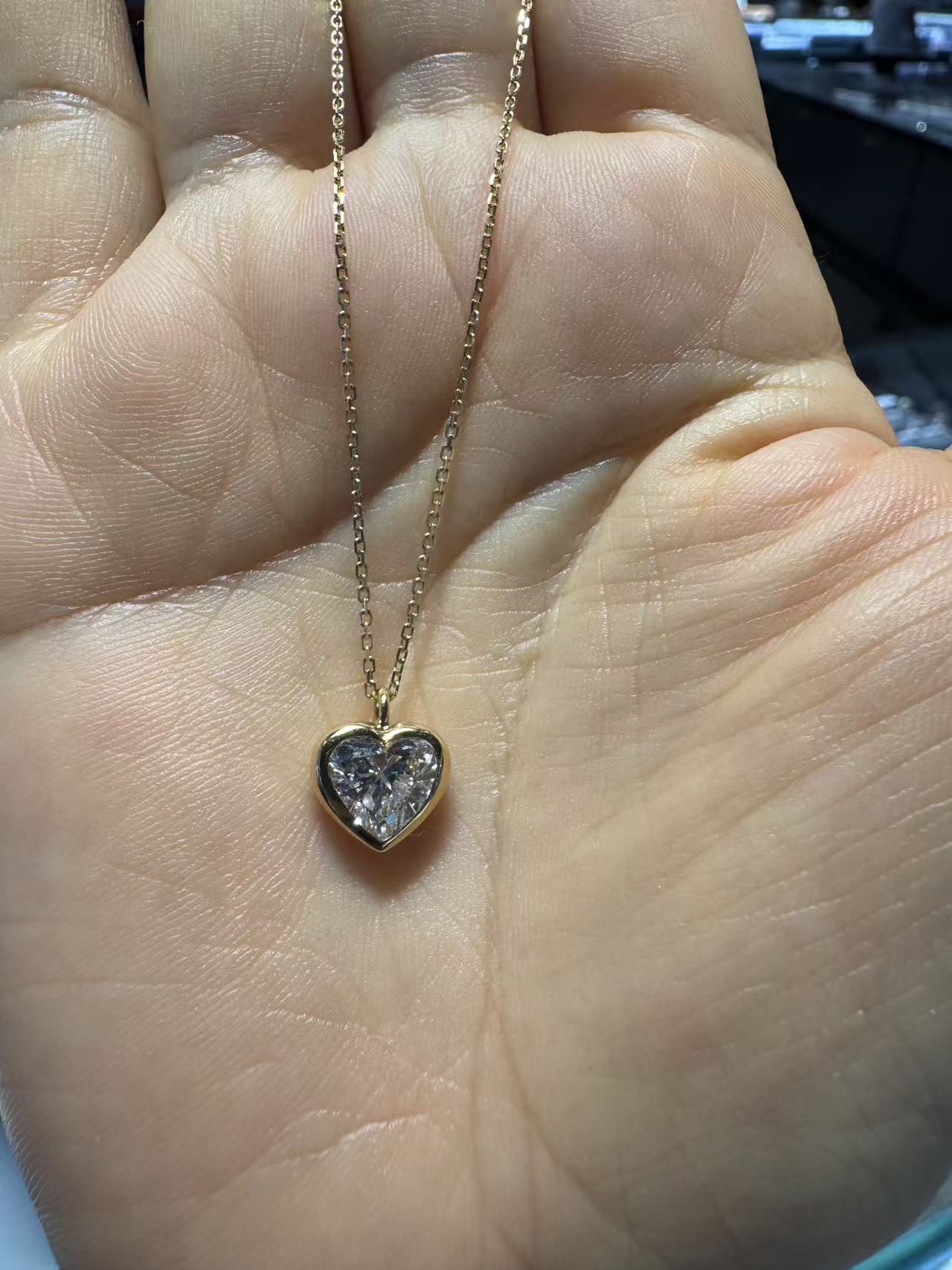 A link for mcc to pay necklace