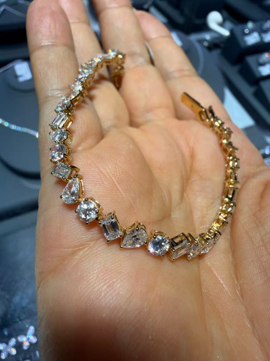 A link for mel to pay for bracelet 16cm(50%deposit)