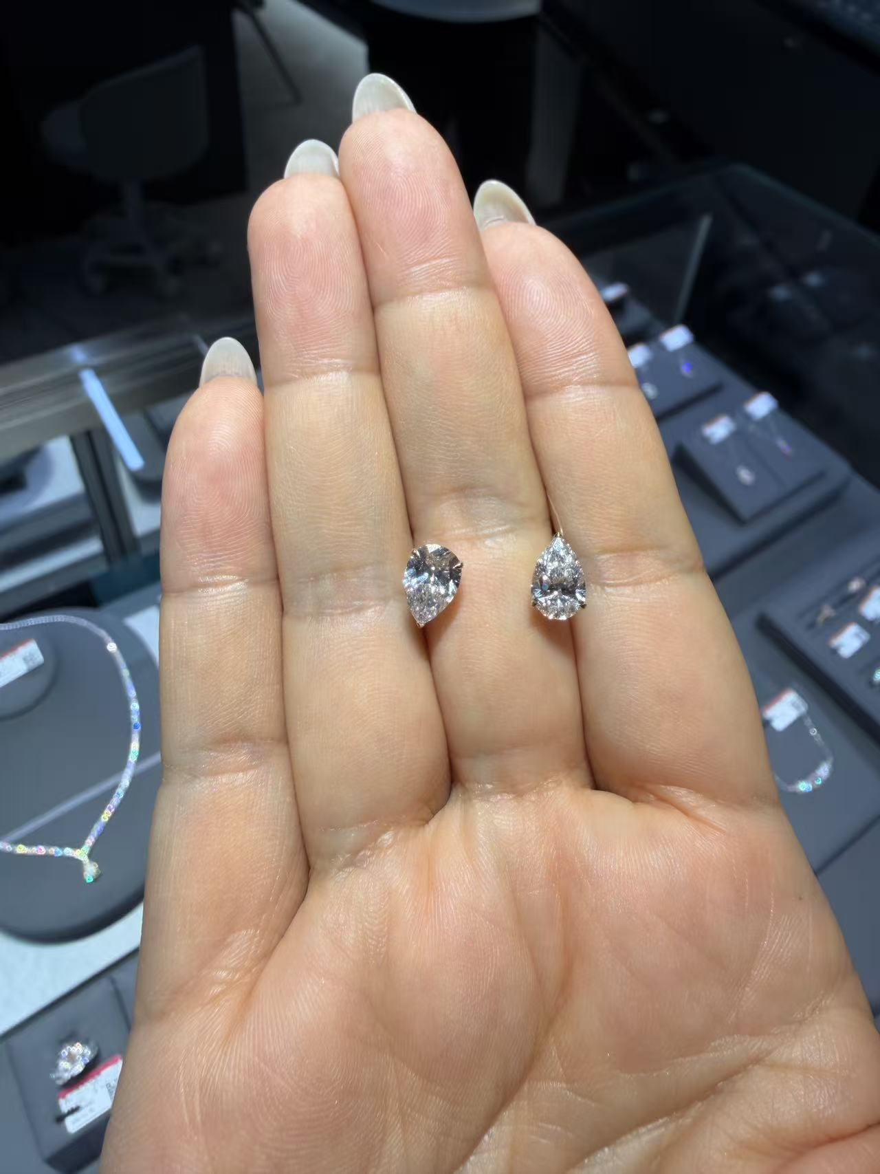 A link for francis to pay earrings