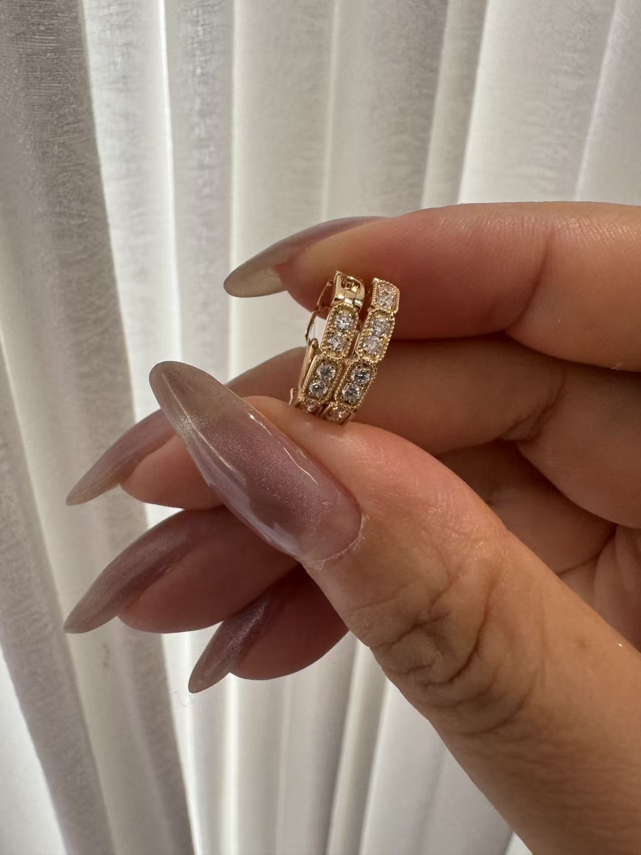 A link for Shahida to pay 2 Earrings/ Ring 6.5#