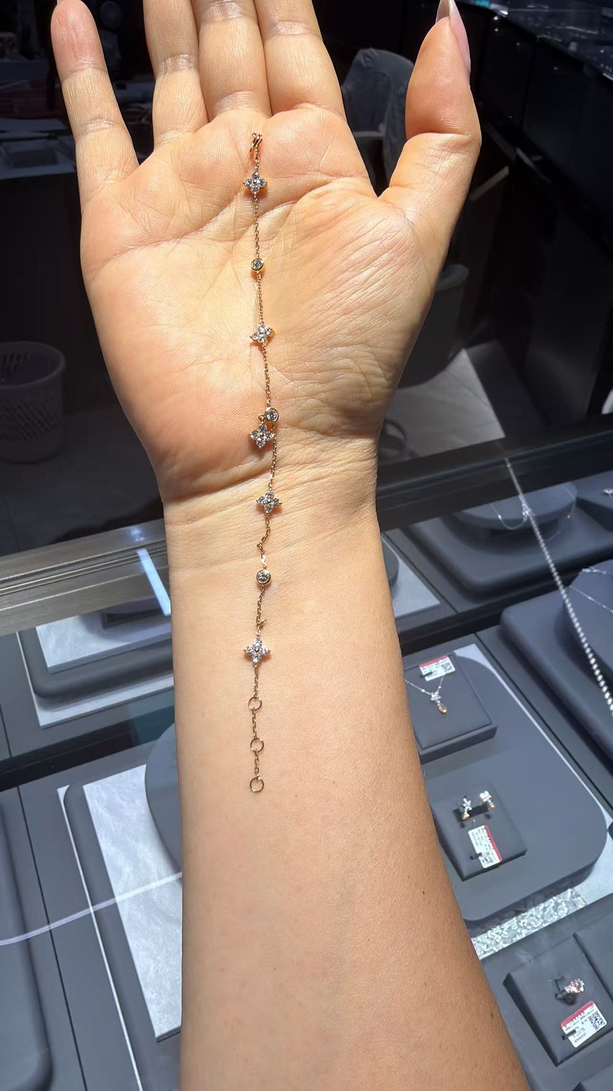 A link for Ashley to pay bracelet