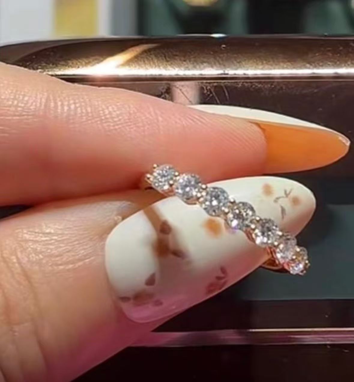 A link for Joy to pay for diamond ring of size 8