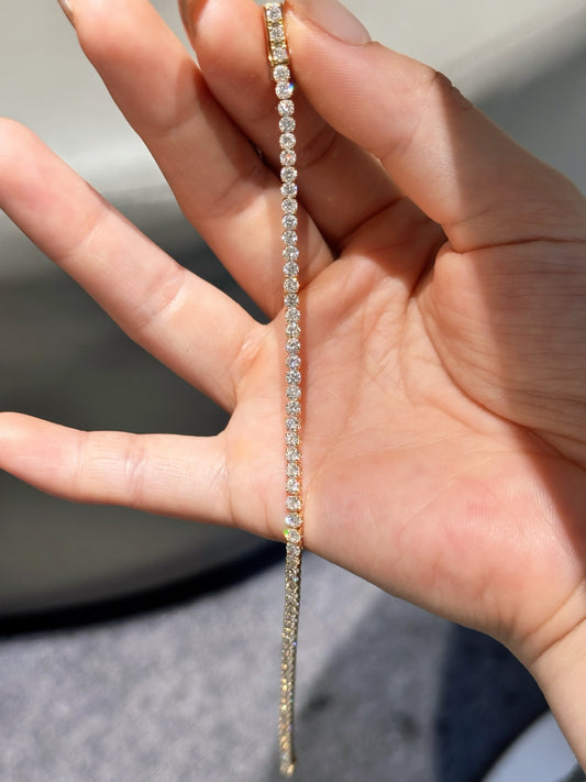 Round Brilliant Lab Grown Diamond Classic Tennis Bracelet | 18K Gold