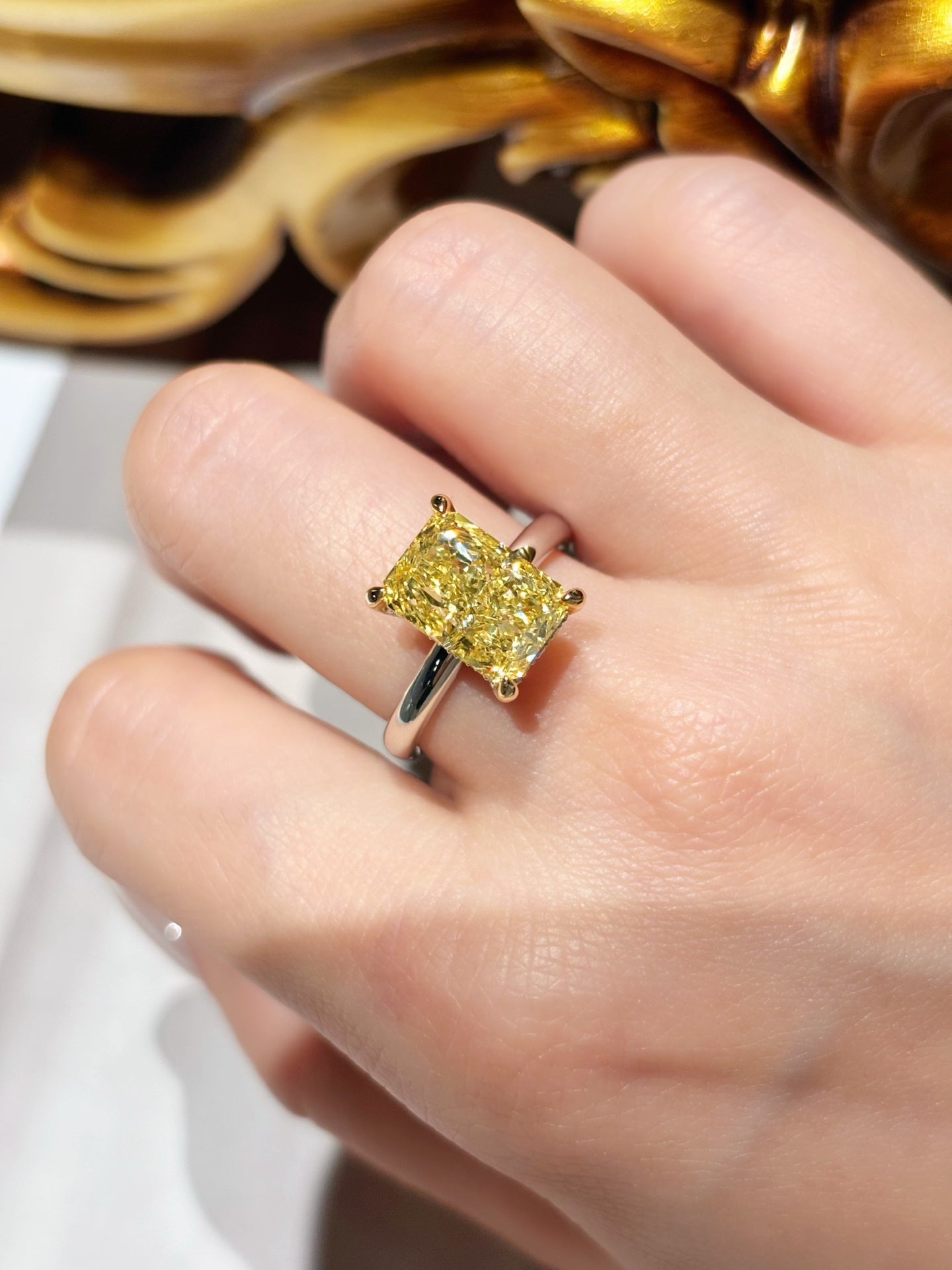 3.25ct 5.41g Gorgeous Radiant Cut Fancy Yellow Lab Grown Diamond Ring | 18K Gold