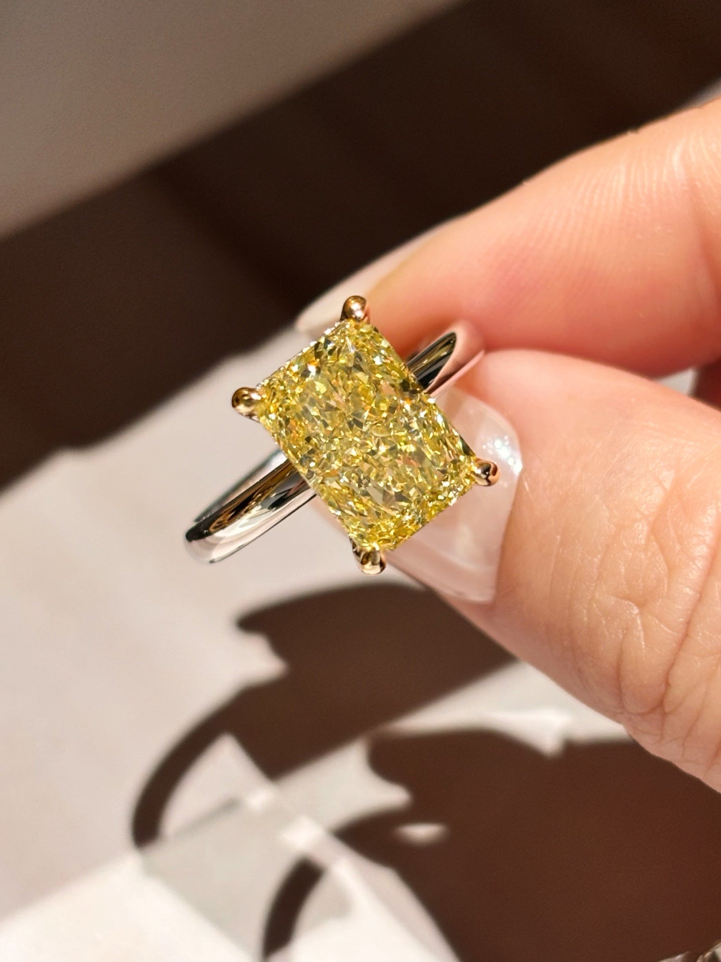 3.25ct 5.41g Gorgeous Radiant Cut Fancy Yellow Lab Grown Diamond Ring | 18K Gold