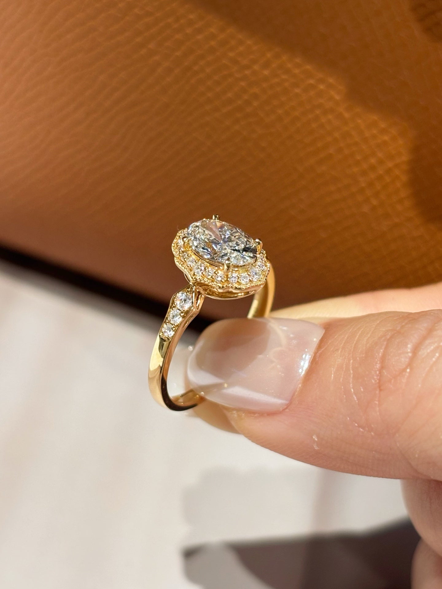1.02ct 3.44g Oval Lab Grown Diamond Ring with Halo Setting | Vintage Style with Pavé Band | 18K Yellow Gold