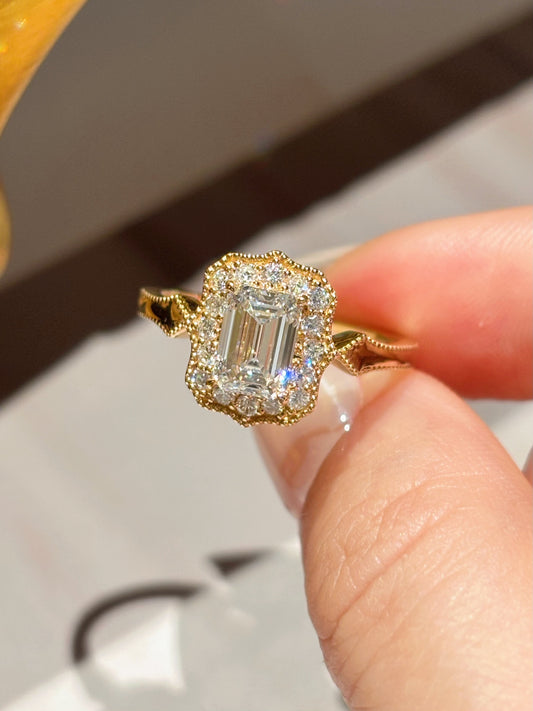 1.1ct 3.67g Emerald Cut Lab Grown Diamond Ring with Halo Setting | Vintage Style | 18K Yellow Gold