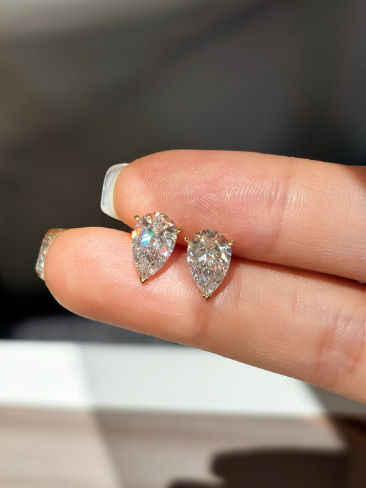 Pear-Cut Lab Diamond Stud Earrings | Minimalist Design | Everyday Wear | 18K Gold