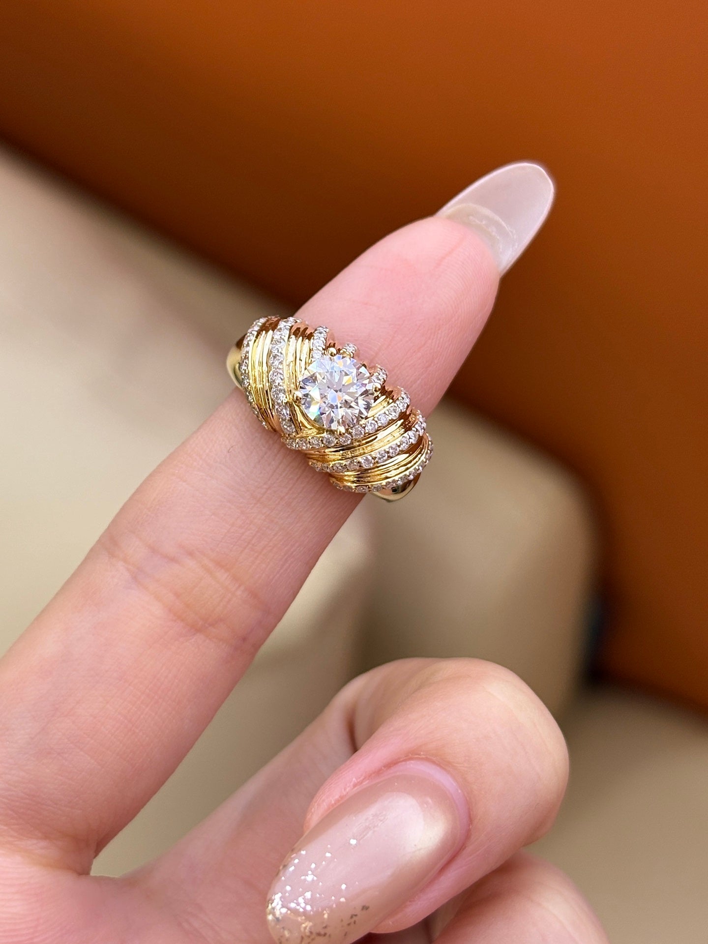 Lab Grown Diamond Spiral Eternity Band | Eternal Love Signature Ring | 18K Gold