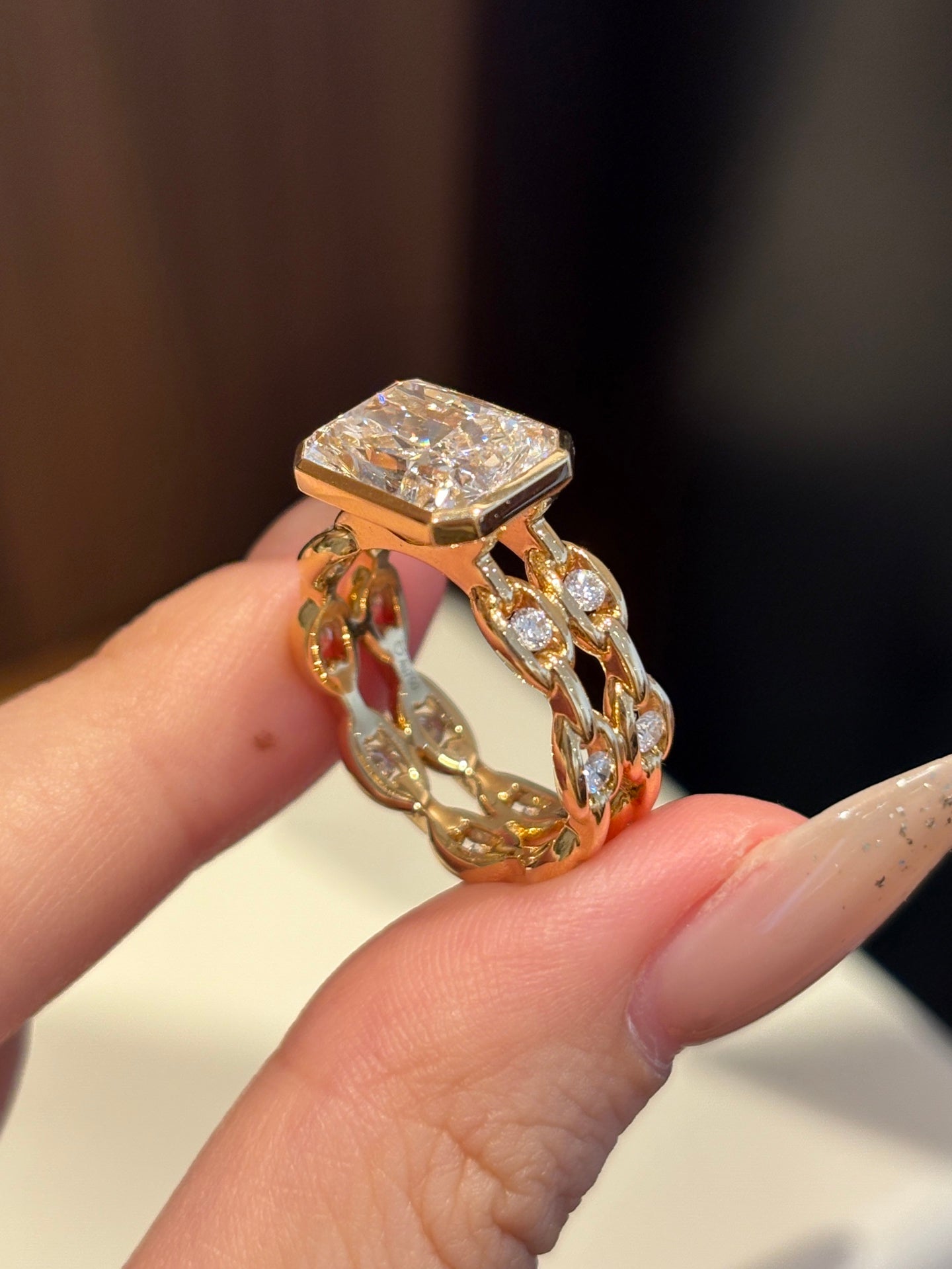 5.01CT 8.18G Lab-Grown Diamond Radiant Cut Chain Ring | Ethical Luxury Jewelry | 18K Yellow Gold