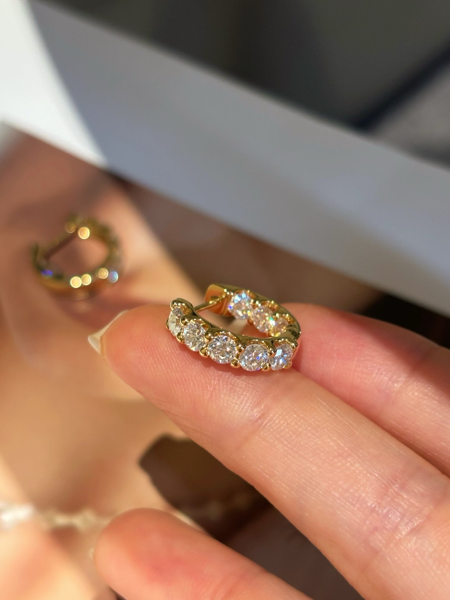 Full Pavé Round-Cut Lab-Grown Diamond Huggie Hoop Earrings | 18K Gold