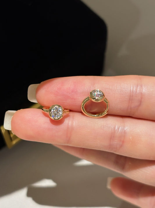Bezel-Set Round Lab-Grown Diamond Solitaire Huggie Hoop Earrings | 18K Gold