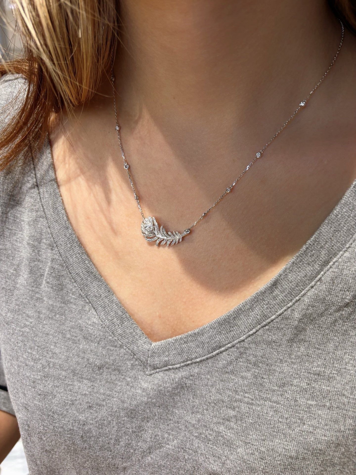 Pavé Lab Grown Diamond Peacock Feather Station Chain Necklace | Platinum