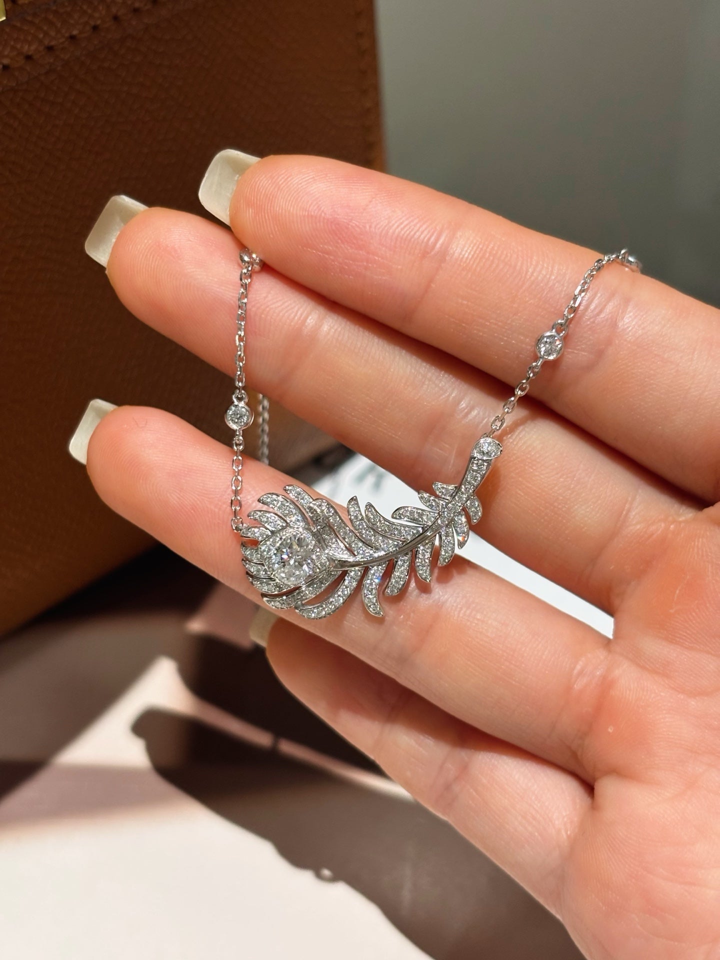 Pavé Lab Grown Diamond Peacock Feather Station Chain Necklace | Platinum