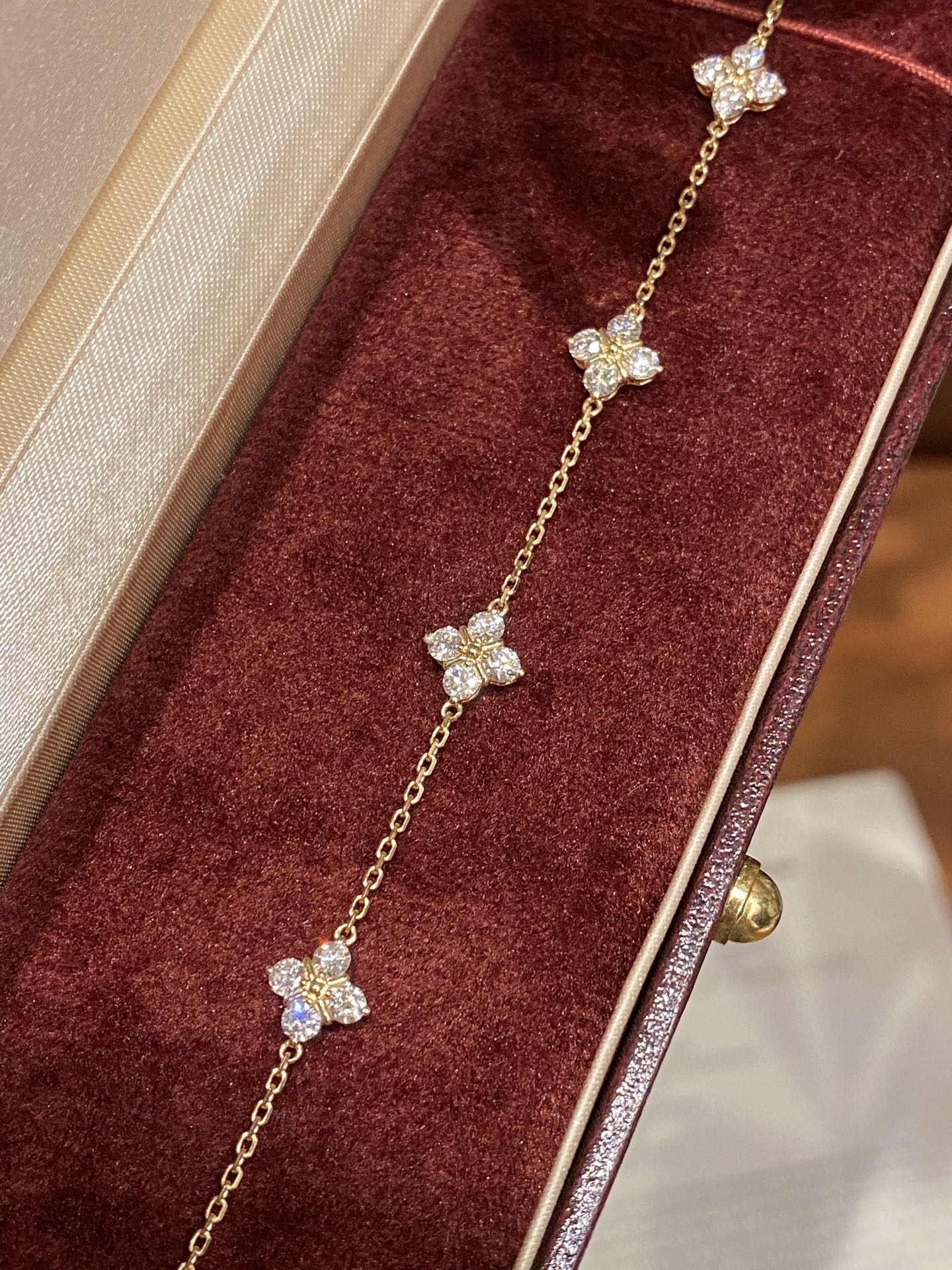 Four Leaf Clover Cluster Lab Grown Diamond Station Chain Bracelet | 18K Yellow Gold