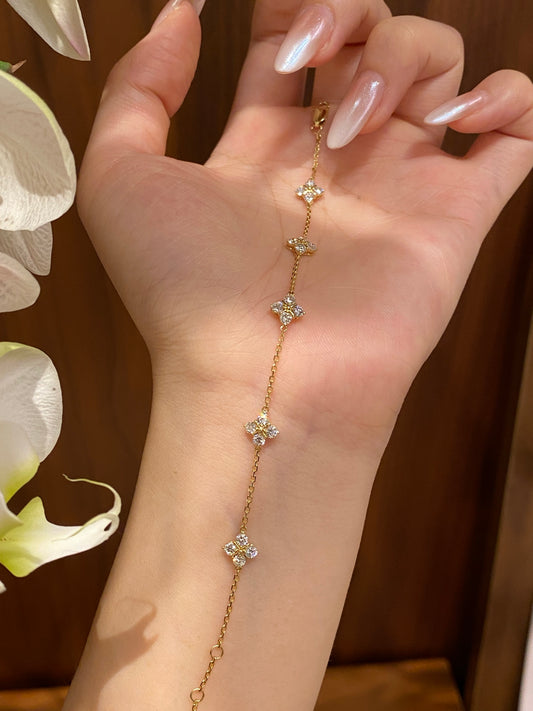 Four Leaf Clover Cluster Lab Grown Diamond Station Chain Bracelet | 18K Yellow Gold