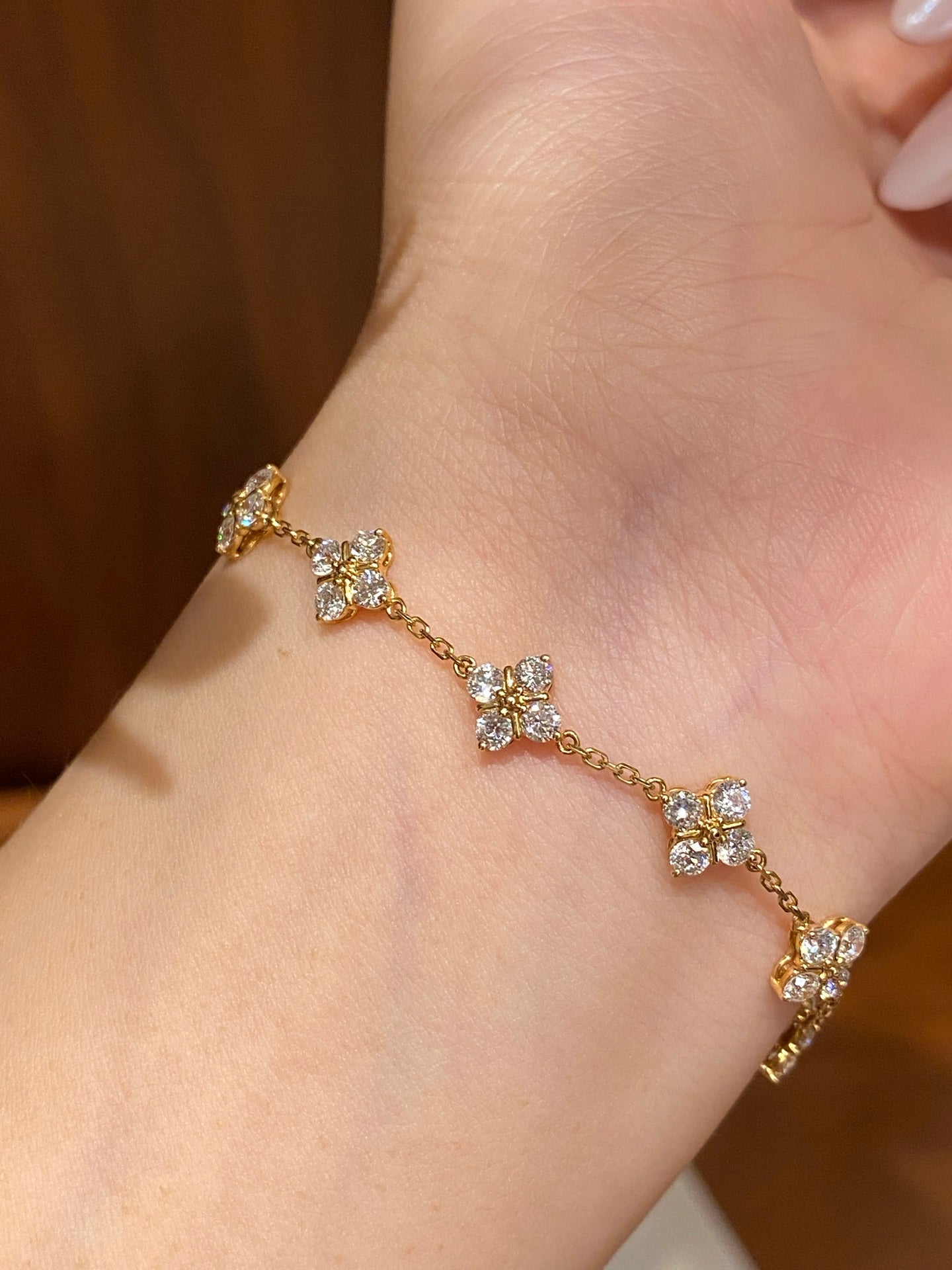 Four Leaf Clover Lab Grown Diamond Station Chain Bracelet | 18K Gold