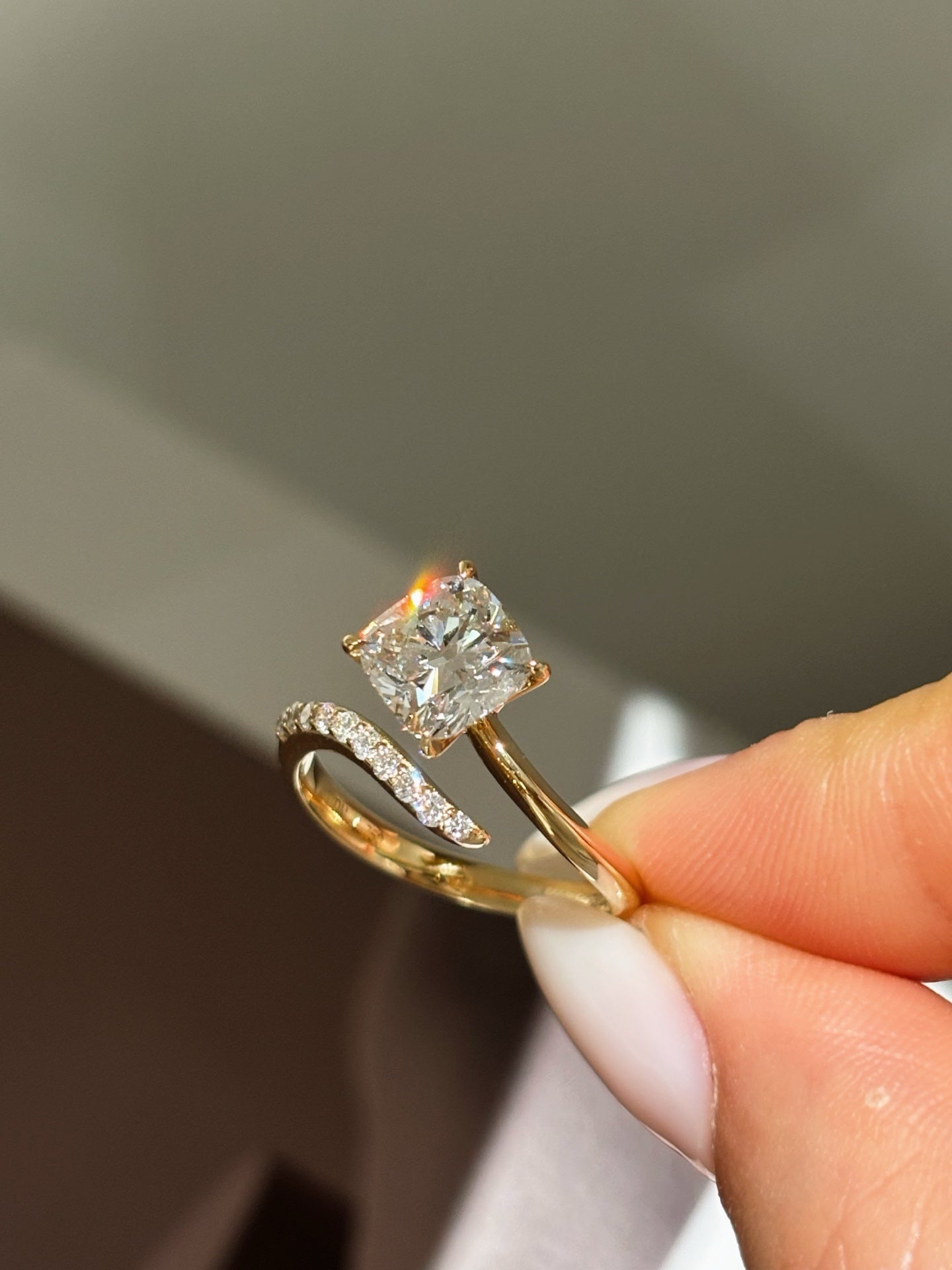 1.52 Carat Cushion Lab Diamond Engagement Ring & Pavé Wedding Band Set | 18K Gold