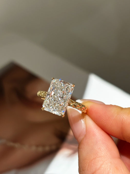 Radiant Cut Lab Grown Diamond Engagement Ring  | 18K Gold| Ethical & Sparkling
