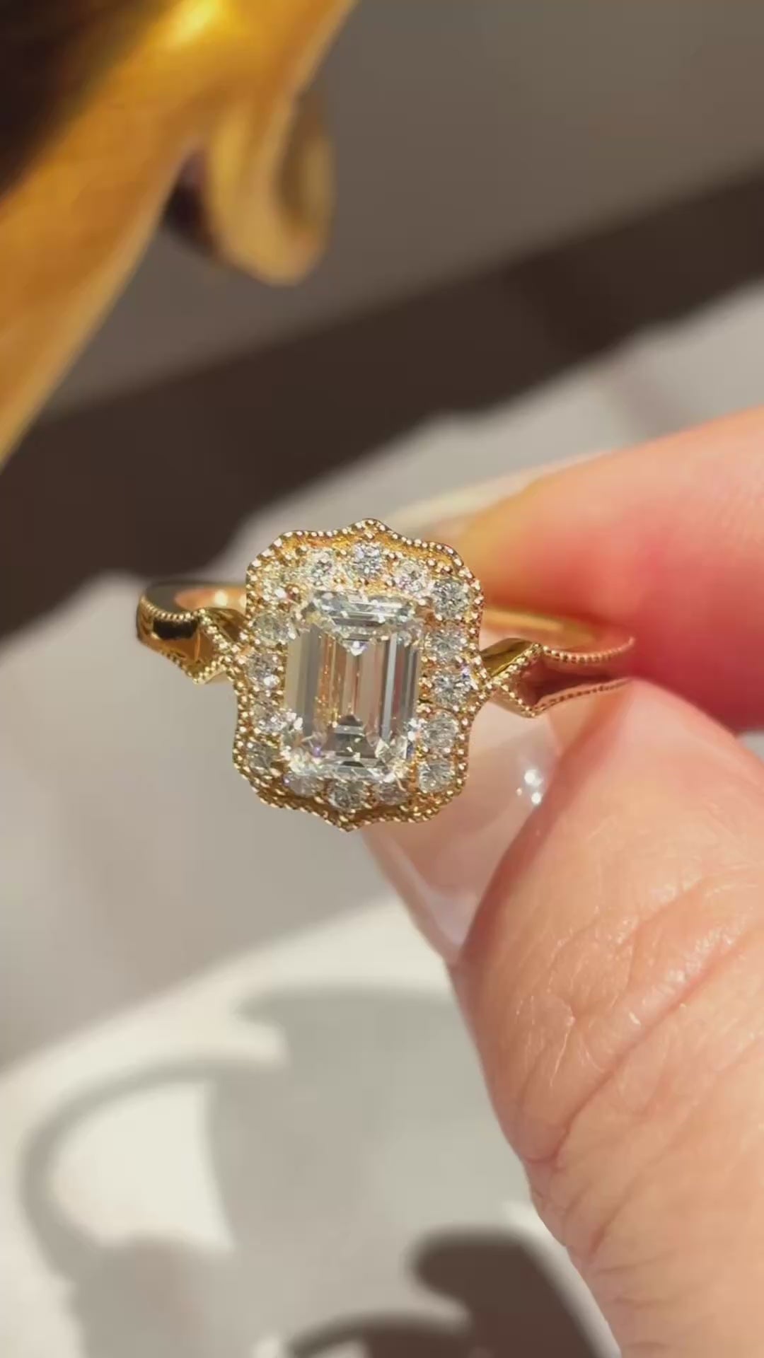 1.1ct 3.67g Emerald Cut Lab Grown Diamond Ring with Halo Setting | Vintage Style | 18K Yellow Gold