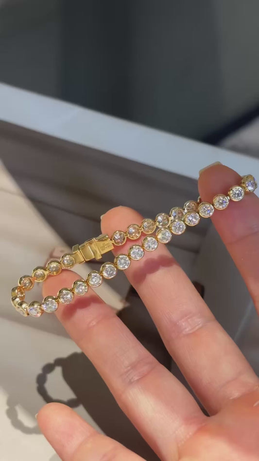 0.15 Carat Bubble Bezel Round Lab Grown Diamond Tennis Bracelet | 18K Yellow Gold | Modern & Playful