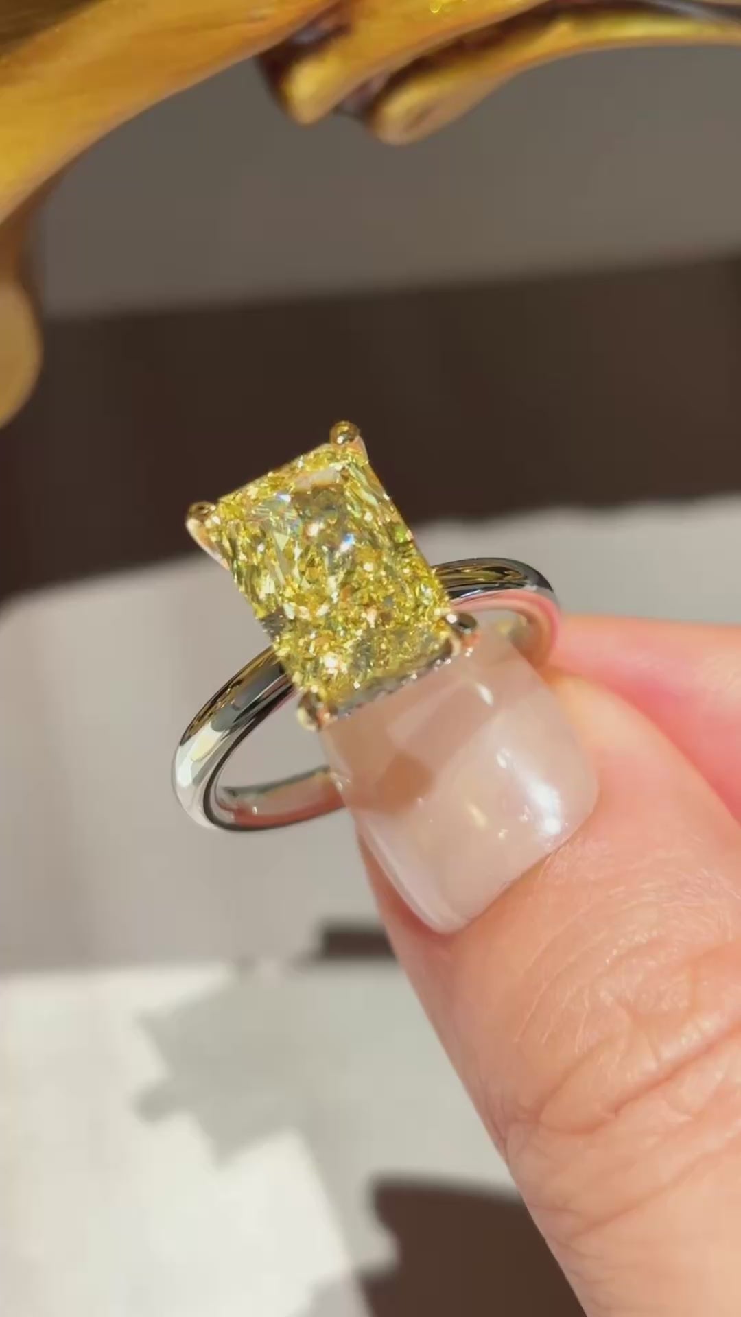 3.25ct 5.41g Gorgeous Radiant Cut Fancy Yellow Lab Grown Diamond Ring | 18K Gold