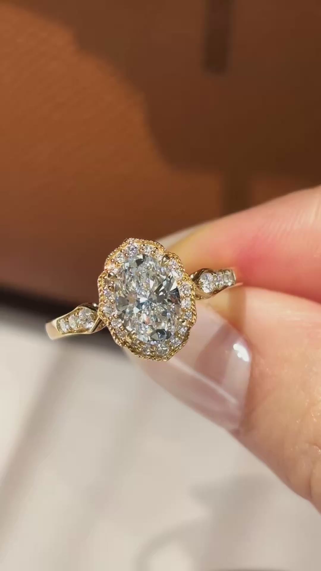 1.02ct 3.44g Oval Lab Grown Diamond Ring with Halo Setting | Vintage Style with Pavé Band | 18K Yellow Gold